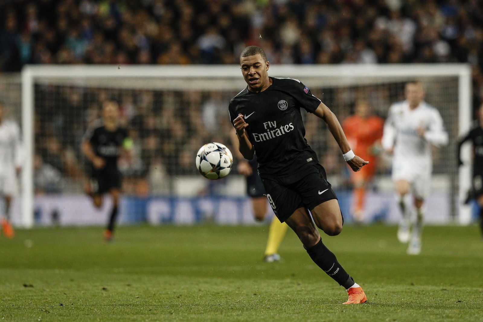 官方：邵佳一出任中国国家男子足球队新任主教练（国足官宣：邵佳一出任新主帅）