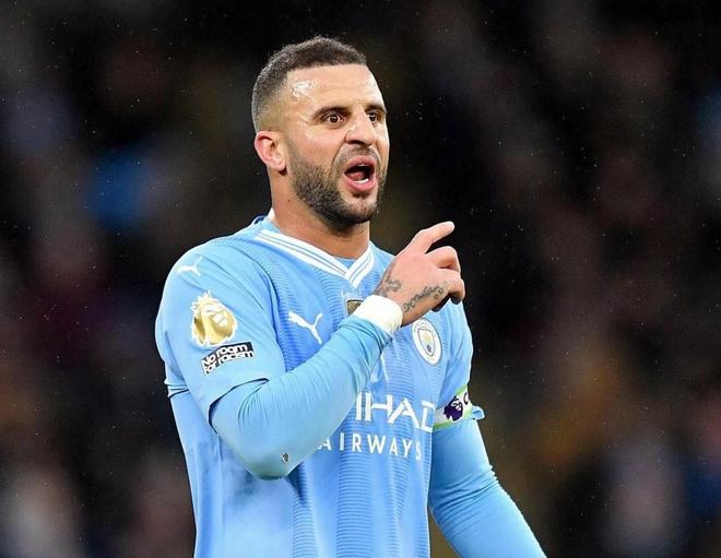 避免附加赛停赛，意媒：染黄的泽林斯基可能轮休波兰末轮比赛（意媒：为避附加赛停赛，吃到黄牌的泽林斯基或轮休波兰末轮比赛）