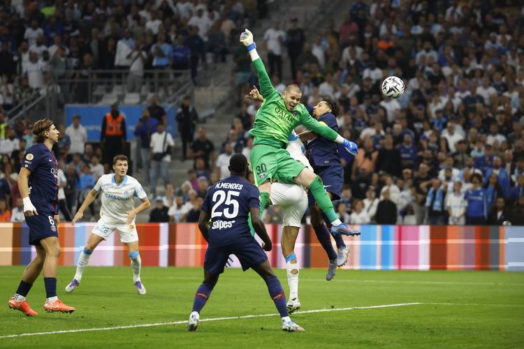 欧冠战报：戈登传射，格里马尔多绝平，勒沃库森2-2平纽卡（欧冠战报：戈登一传一射，格里马尔多补时绝平，勒沃库森2-2纽卡斯尔）