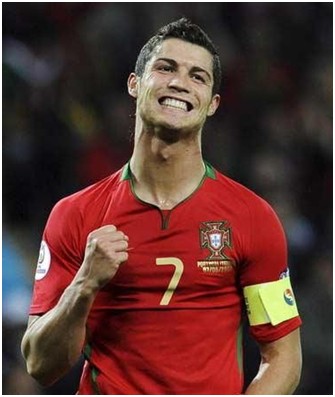 库蒂尼奥身价下降到350万欧，巅峰身价1.5亿，本赛季52场11球（库蒂尼奥现估值仅350万欧：巅峰曾达1.5亿，本赛季52战11球）