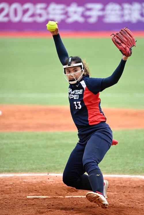 NBA球员交易及影响分析（NBA球员交易动向与影响评估）