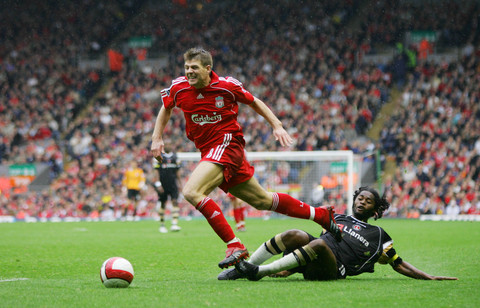 对马竞点球踢飞，莱万西甲生涯12次罚点已罚丢4次（莱万对阵马竞罚失点球，西甲生涯12次主罚已有4次失手）