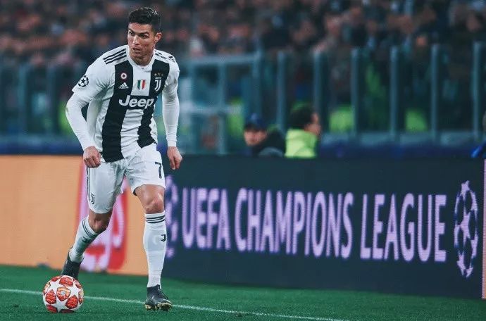 意媒：比萨PK帕尔马既是6分战，更是“重量级”中锋对决（意媒：比萨战帕尔马，这不仅是6分卡位战，还是重量级中锋巅峰对决）