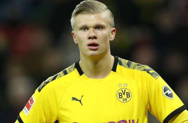 罗马诺：皇马目前尚未与齐达内就回归执教进行任何谈判（罗马诺：皇马尚未就齐达内回归执教展开谈判）