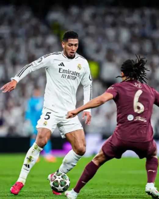 13胜4平，那不勒斯自1987年以来首次全年意甲主场保持不败（那不勒斯本年度意甲主场13胜4平，1987年来首次实现全年不败）