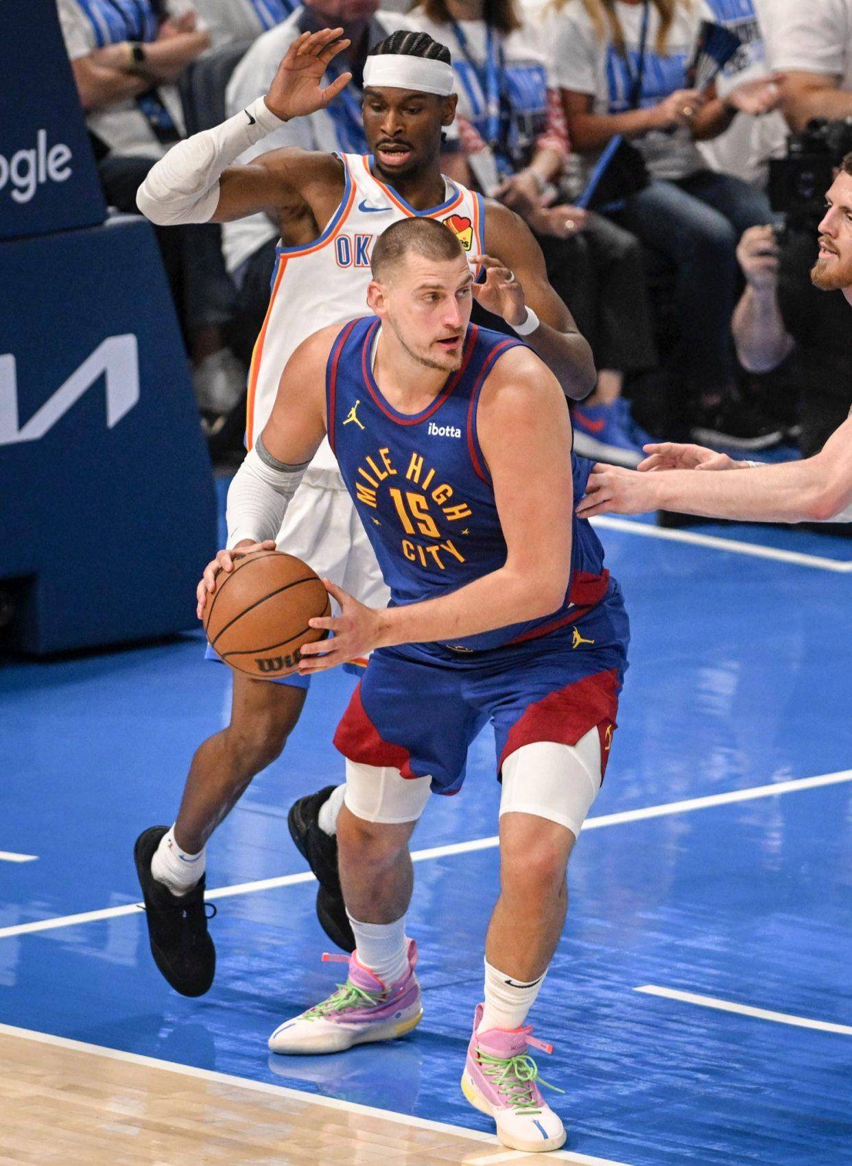 尤其是他们 尤其是他们